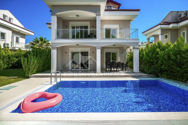 Fethiye Çalış Bölgesinde Doğa içerisinde Villa